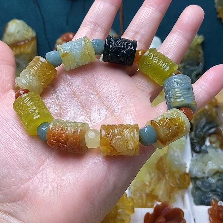 蛇纹石玉合金颈饰