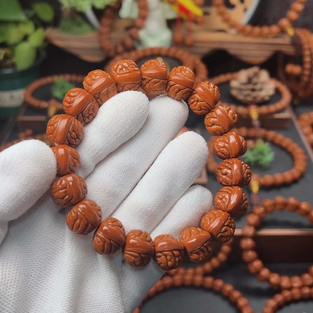 吊坠桃核16红皮荔枝手串