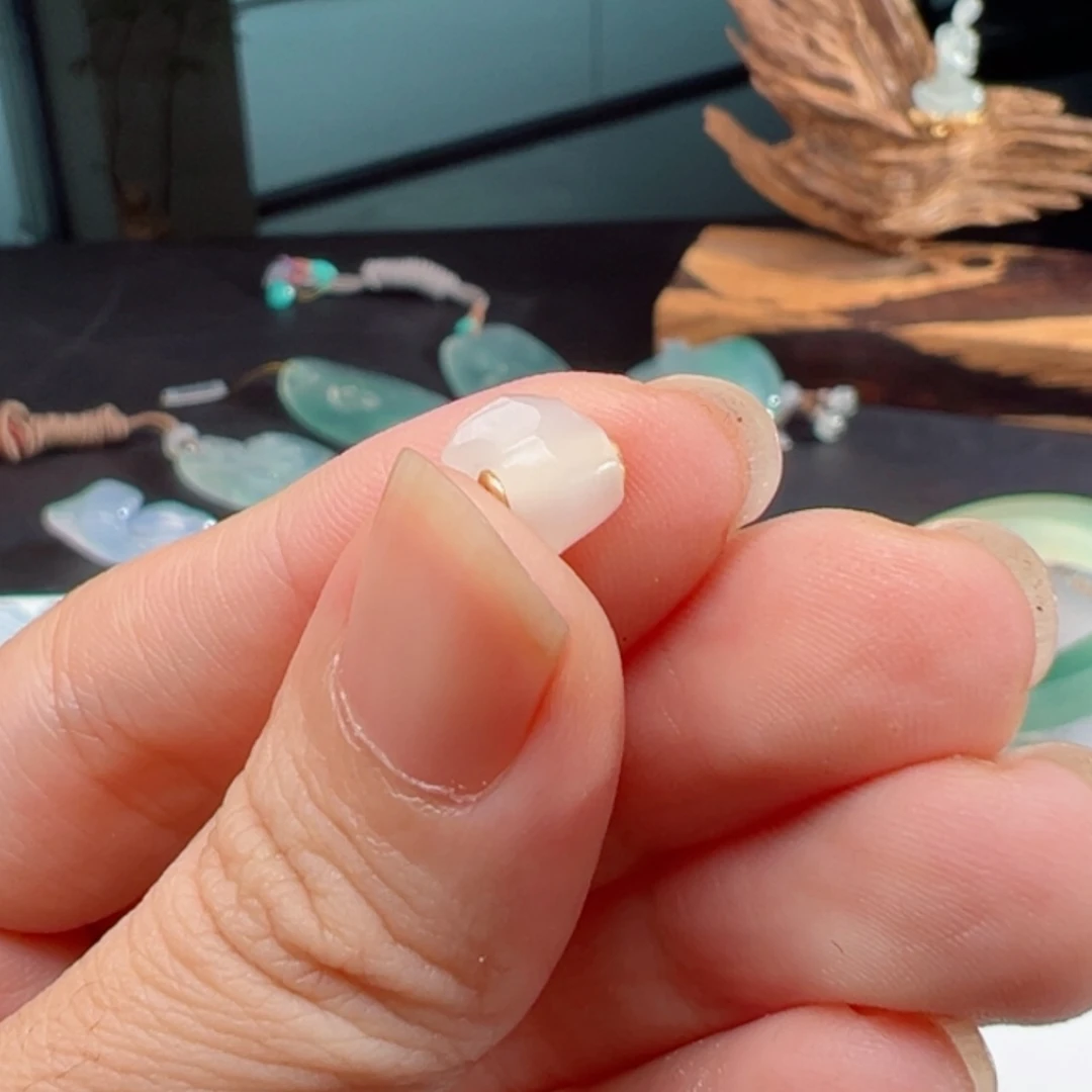 【闪购商品】和田玉（白玉）颈饰18K金镶嵌卢军老师 配珠