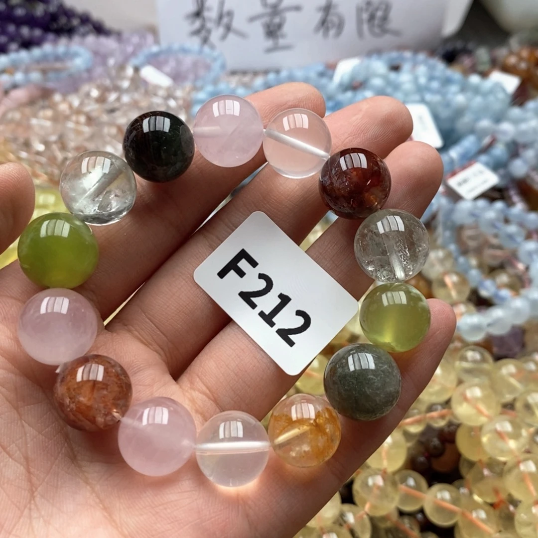 未镶嵌水晶手链多样性