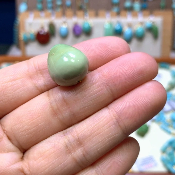 绿松石未镶嵌配饰