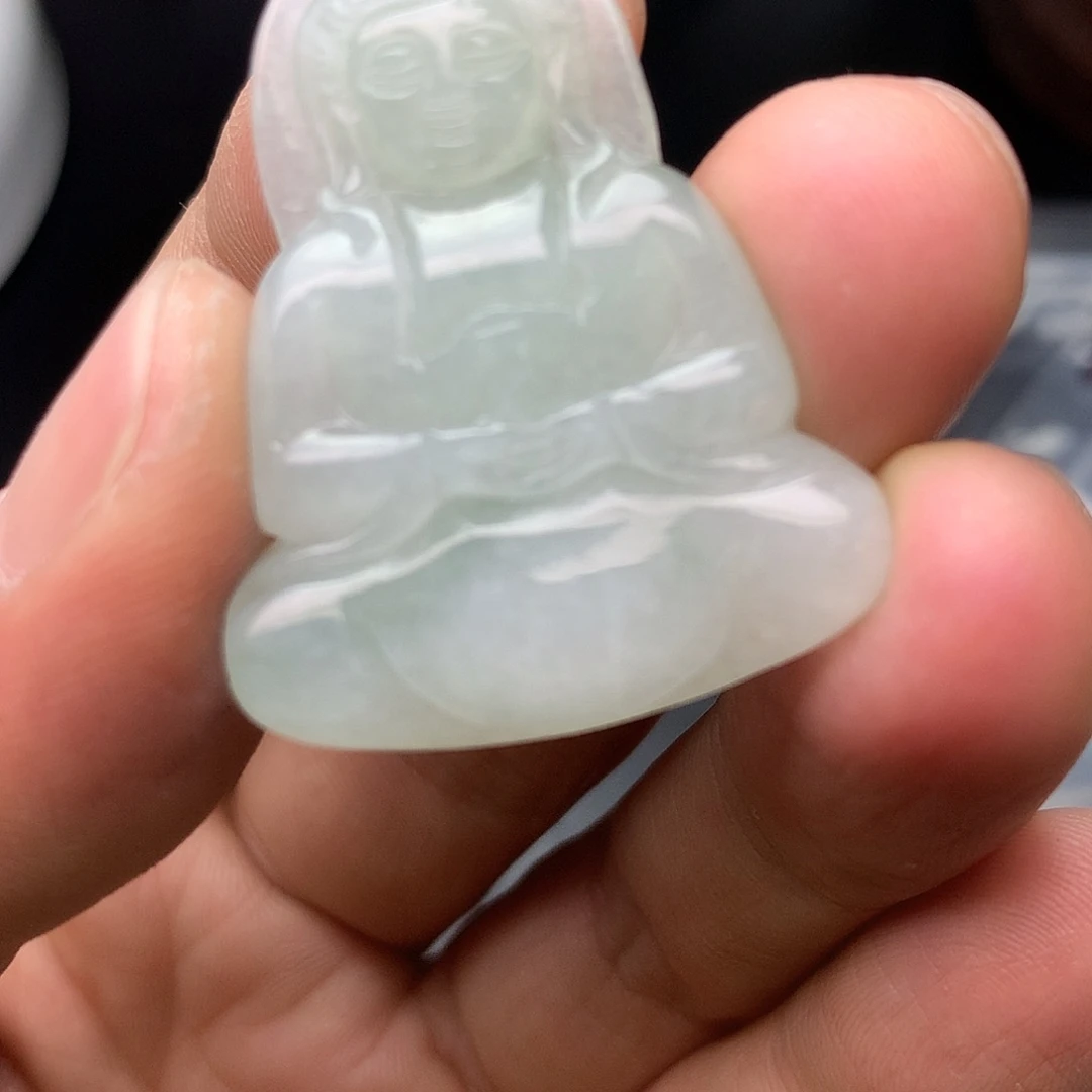 翡翠未镶嵌颈饰翡翠首饰和翡翠珠宝