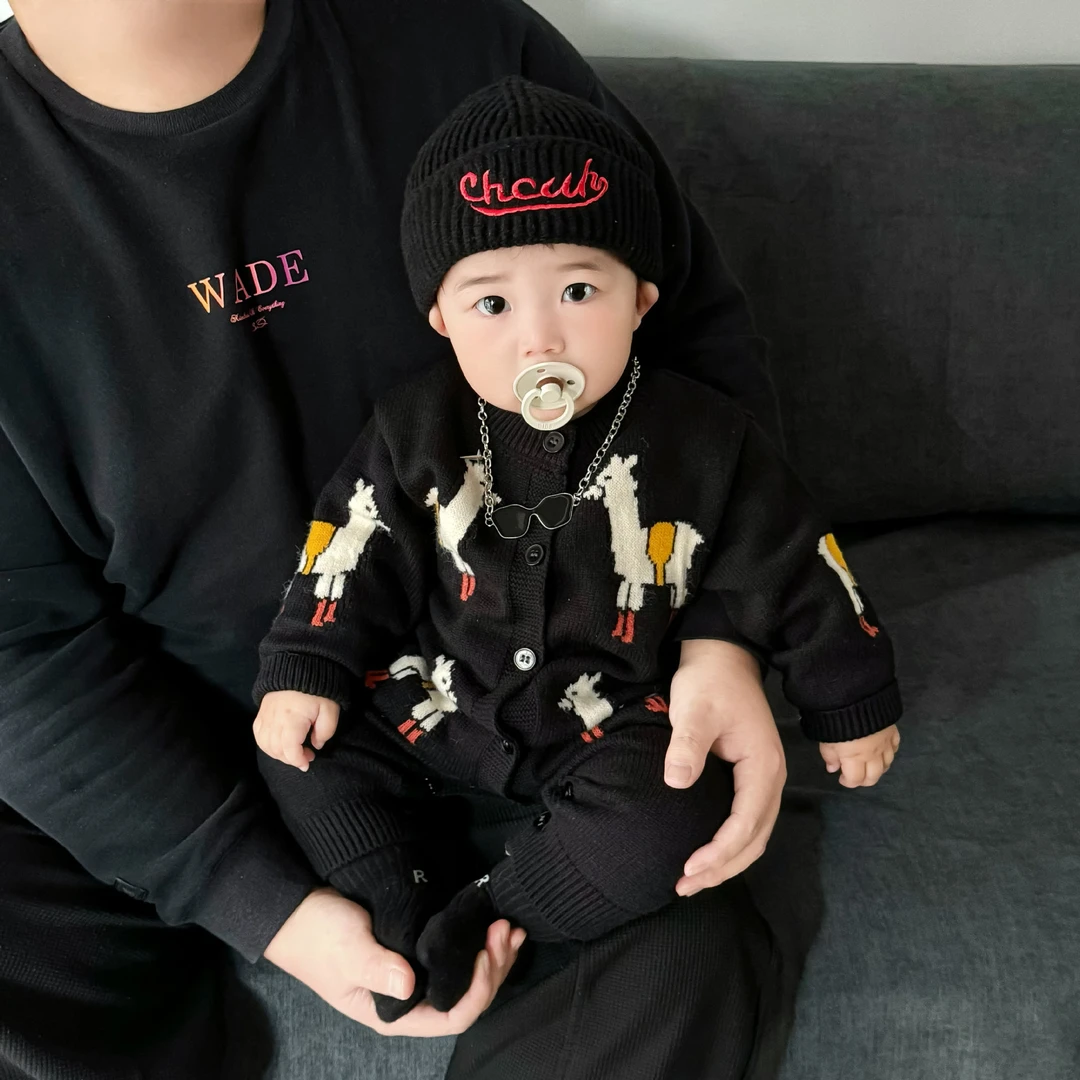 婴儿衣服针织连体衣春装男宝宝休闲毛衣秋季小月龄满月哈衣外出服