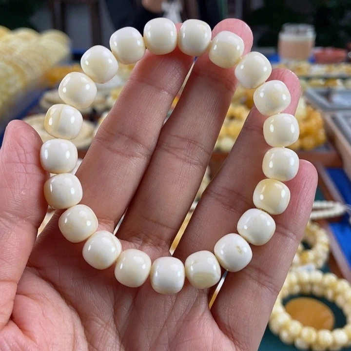 琥珀未镶嵌珠宝奇石10同料瓷白浓蜡老型13.5