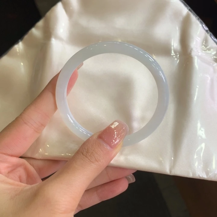 翡翠未镶嵌手镯54圈口