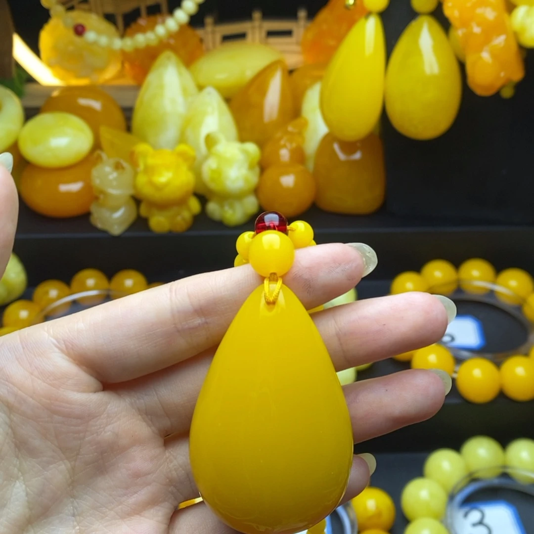 o***^全品无暇水滴吊坠