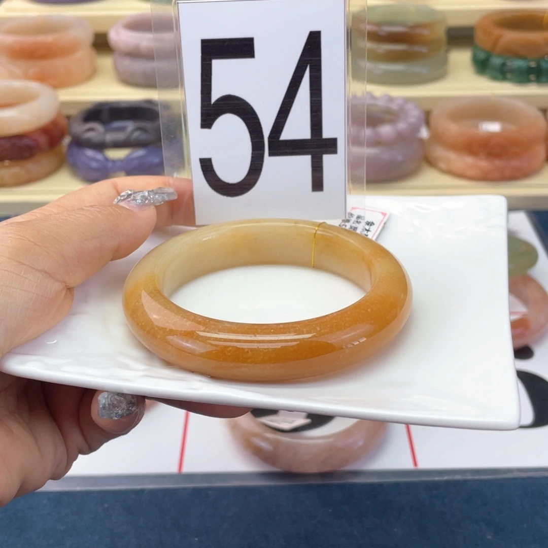 石英质玉未镶嵌手镯