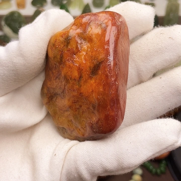 蛇纹石玉颈饰合金