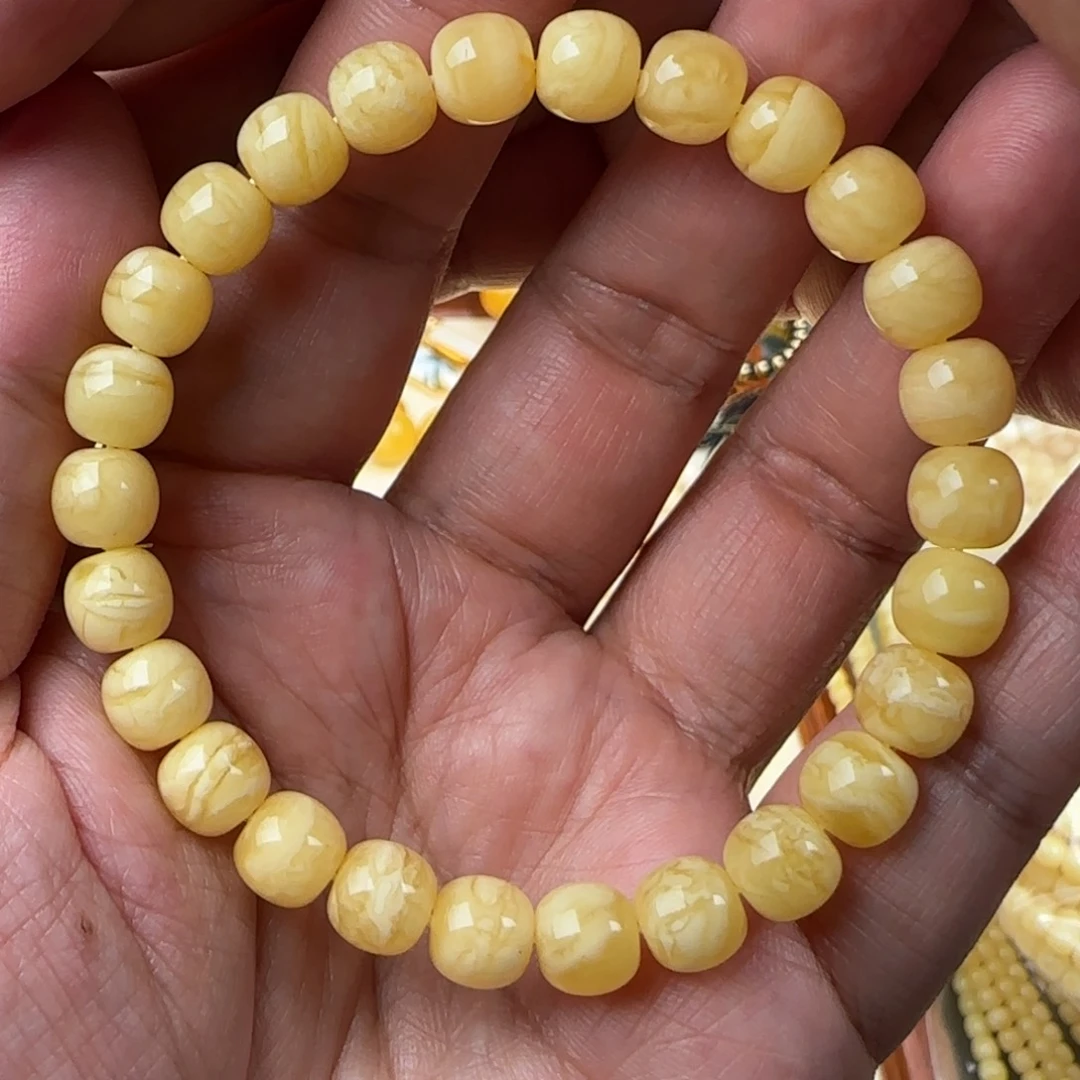 未镶嵌琥珀手链8咪