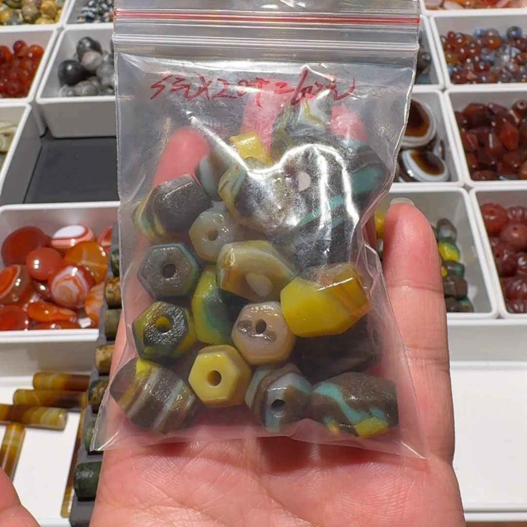 玛瑙/玉髓未镶嵌珠宝半成品
