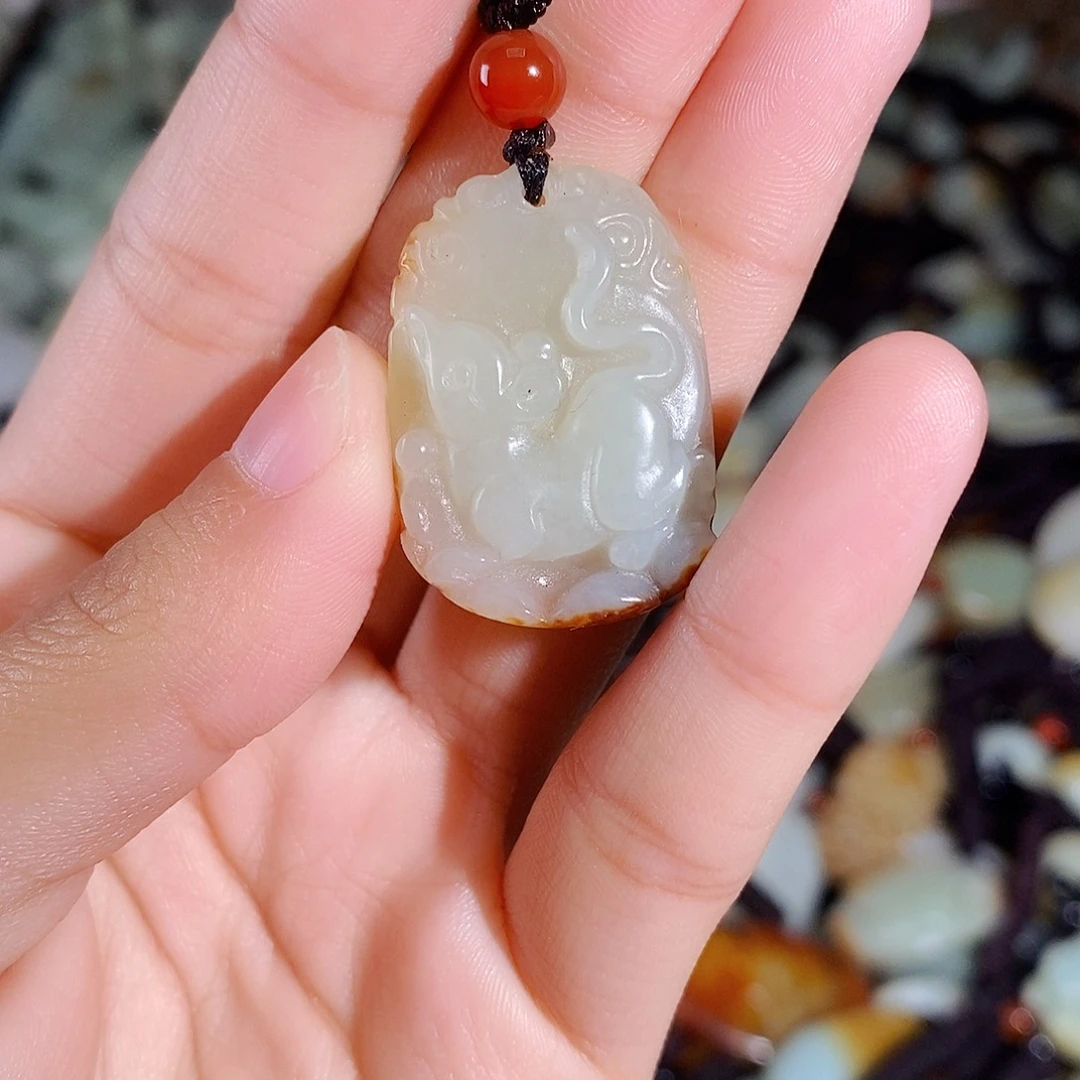 和田玉未镶嵌颈饰