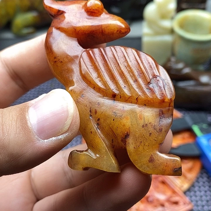 未镶嵌蛇纹石玉颈饰