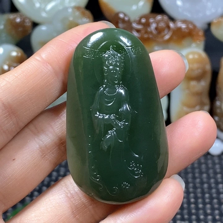 和田玉未镶嵌颈饰