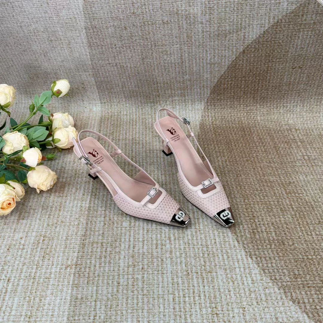 范戈希跟高7CM方头金属头后空时尚水钻气质夏季百搭凉鞋女买1赠3