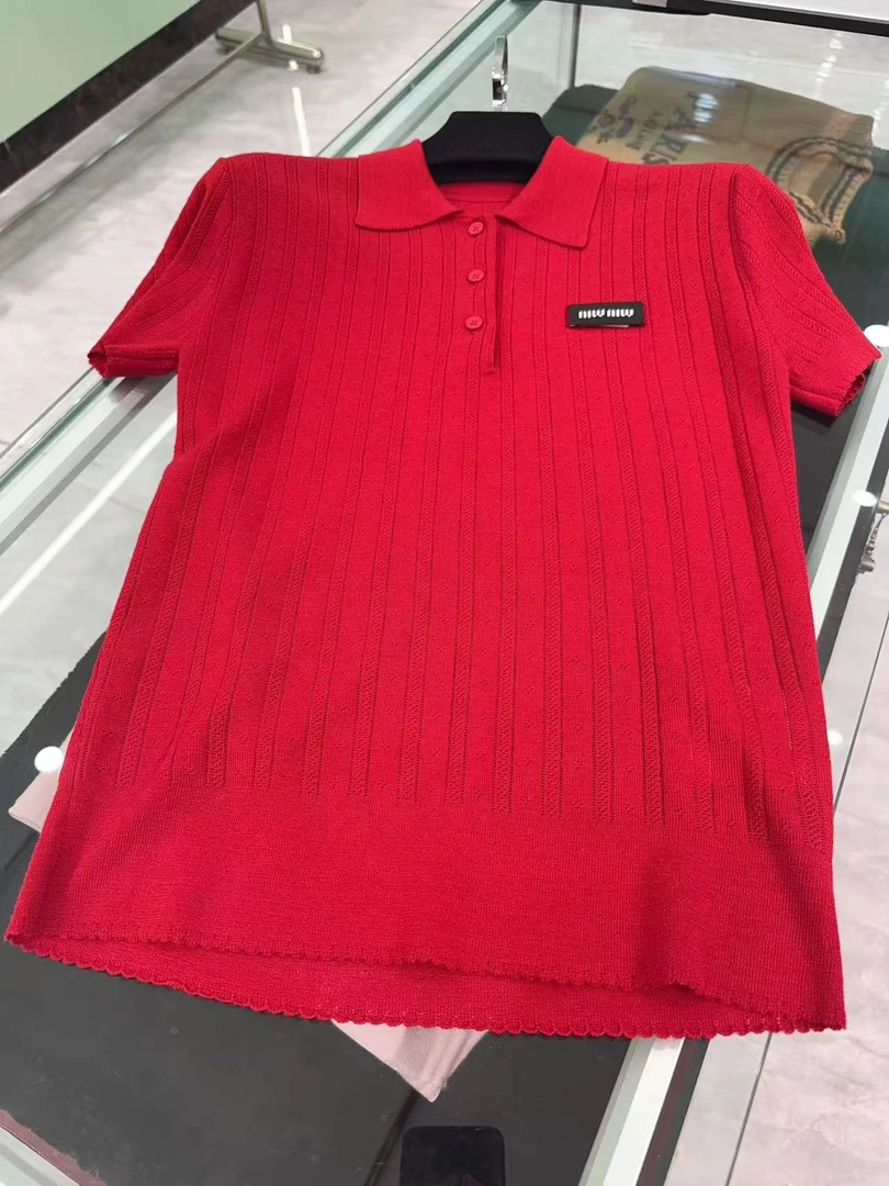 Gs高奢-正红翻领polo羊毛衫