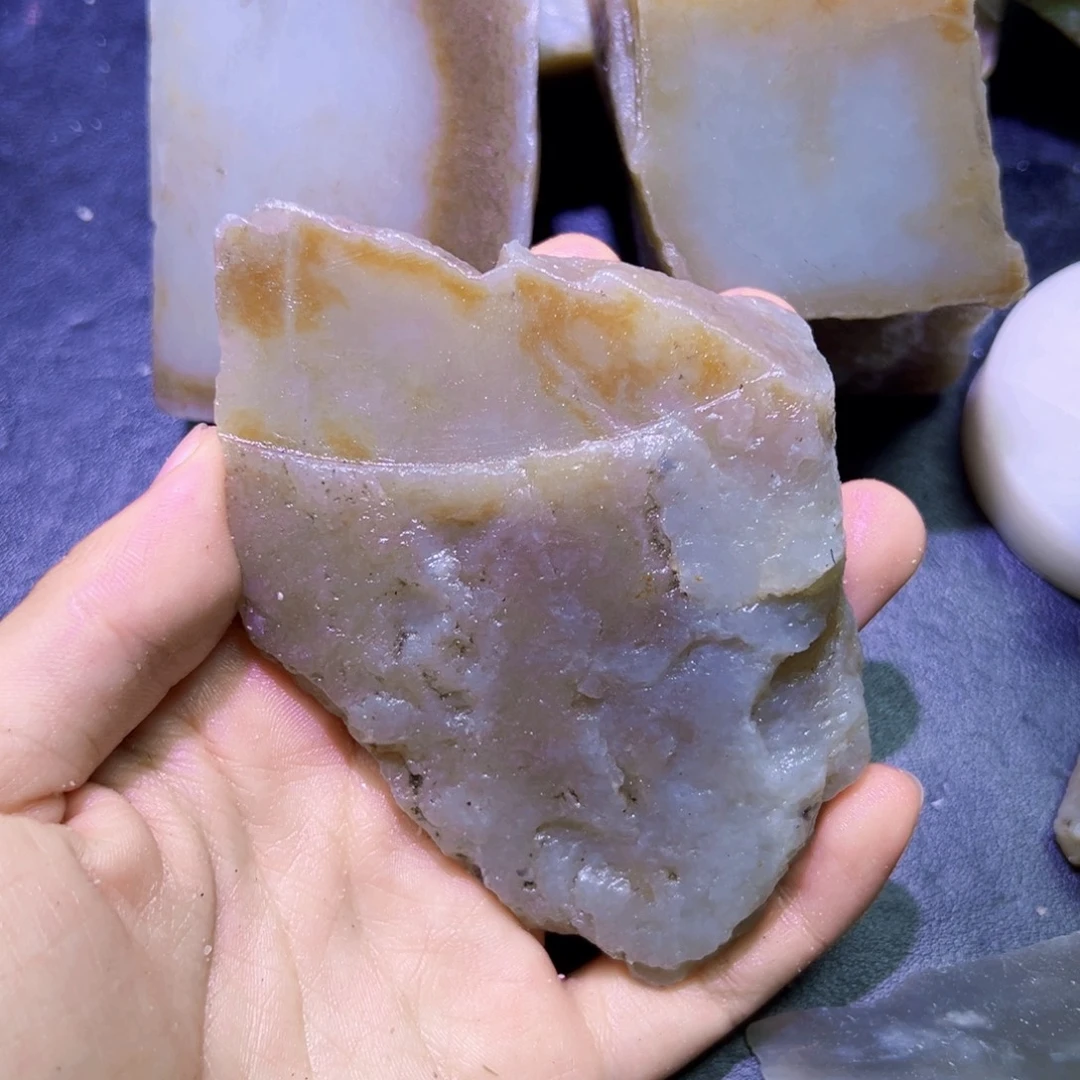 和田玉（糖玉）未镶嵌珠宝半成品