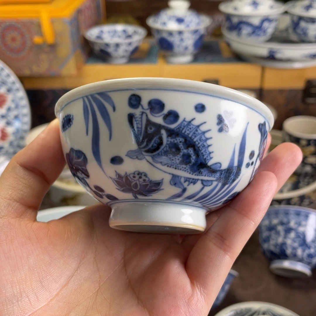 11景德镇青花鱼藻
