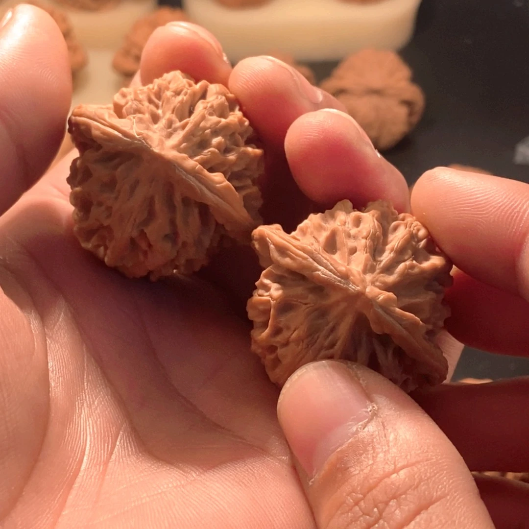 吊坠文玩核桃40金公子