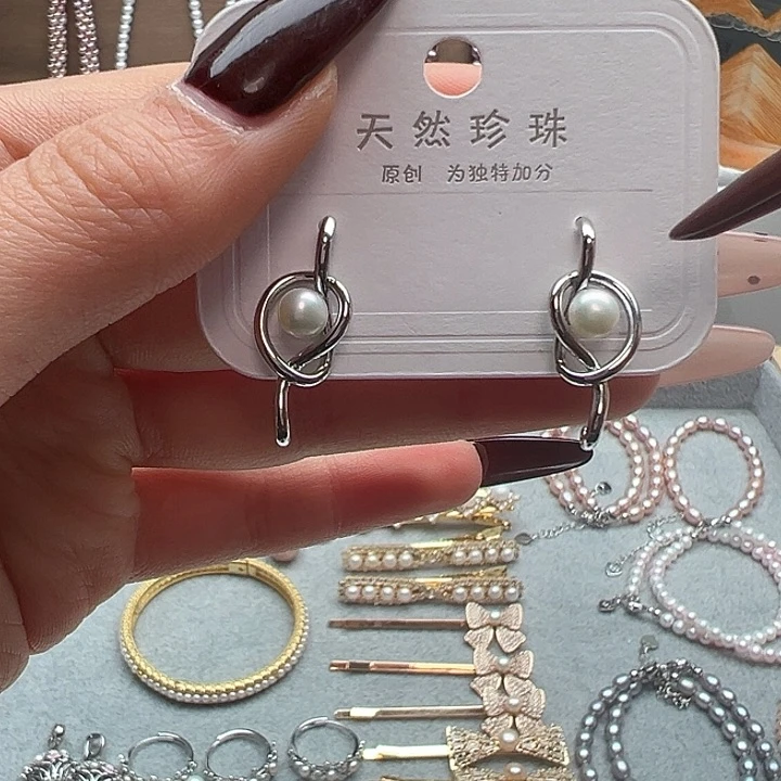 银S925镶嵌耳饰淡水珍珠