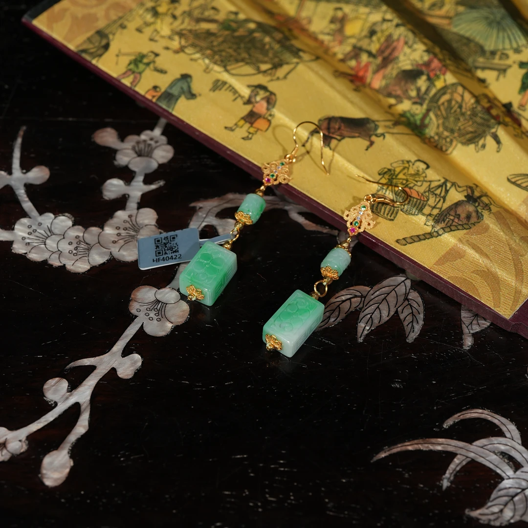 2.19香港王老板-翡翠镶嵌耳饰kb891