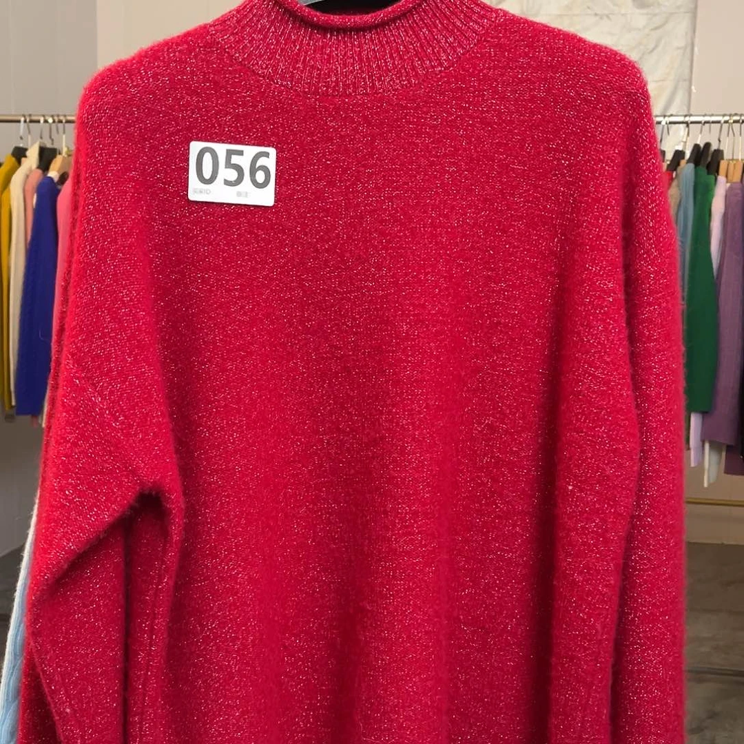 狼****单品 056 亮色 红色 羊绒衫
