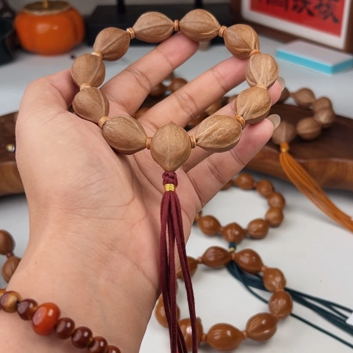 保***家手串橄榄核17×25鲨鱼背