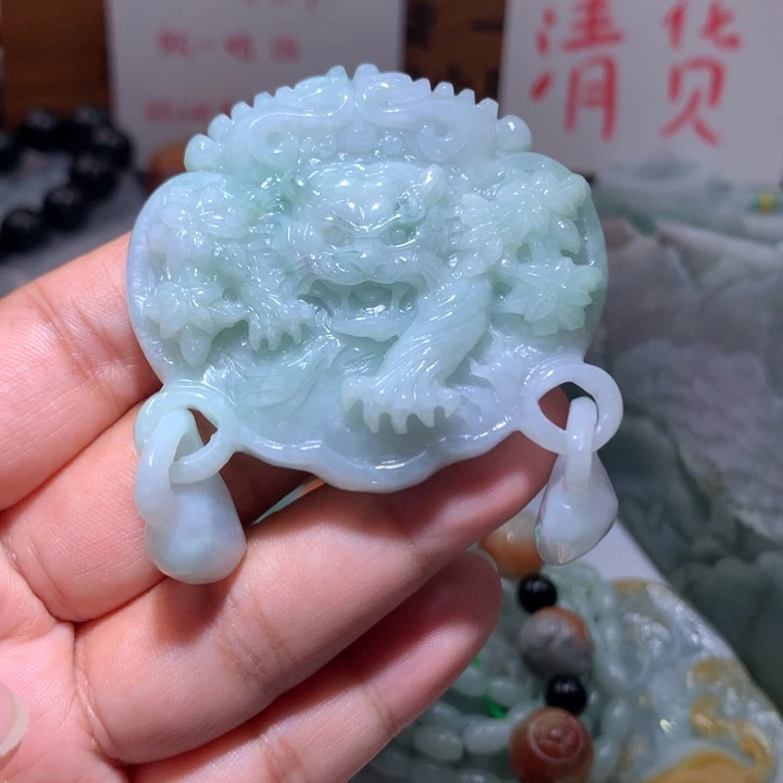 翡翠未镶嵌颈饰保真天然A货翡翠