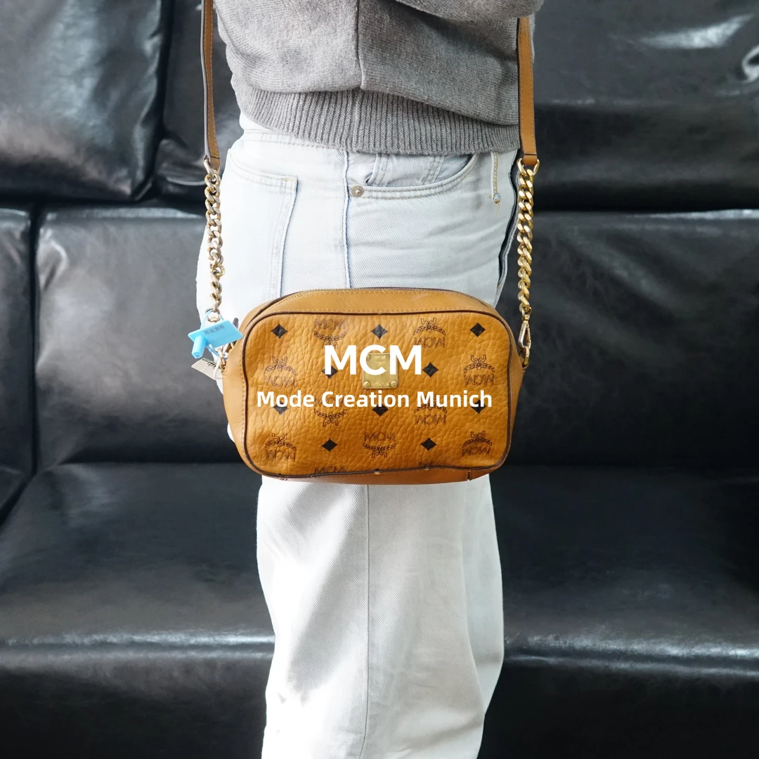 95新 MCM 干邑色斜挎包/XS12631083/1083
