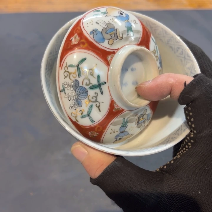 .***、瓷片拾六家的瓷器瓷器