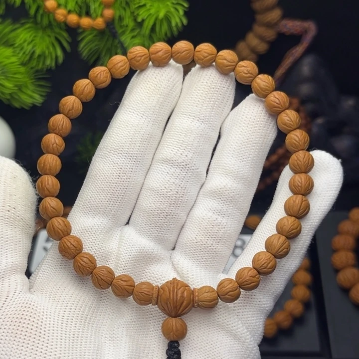 e***D桃核吊坠野生精品玉龙脊0.77