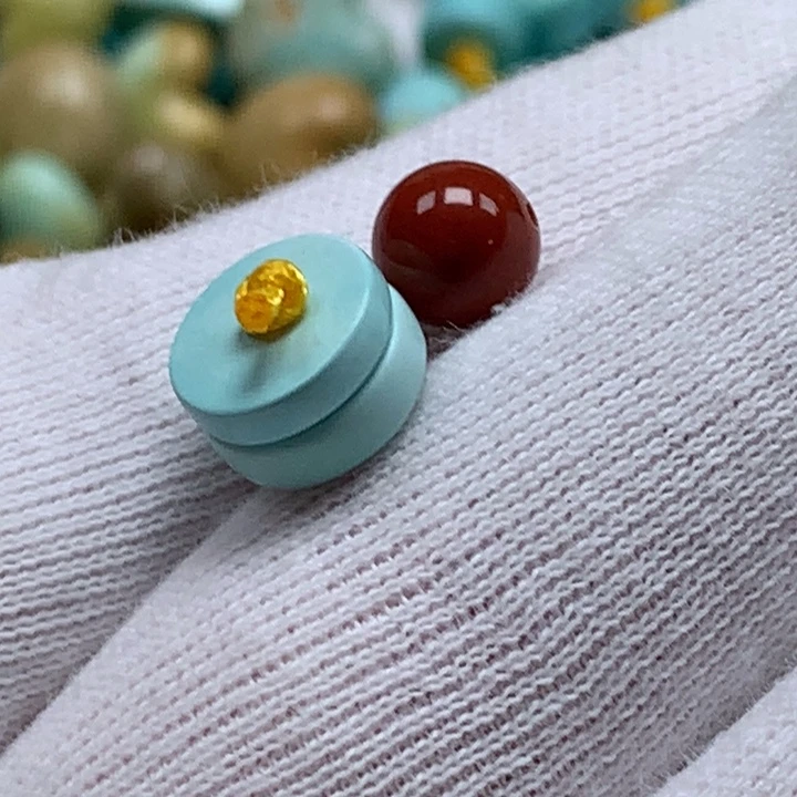 未镶嵌南红玛瑙珠宝奇石
