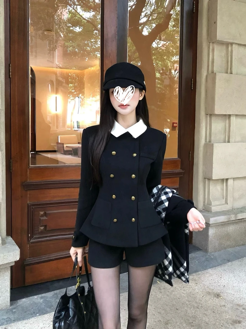 冬季千金英伦风双排扣设计翻领拼接毛呢外套女短裤套装