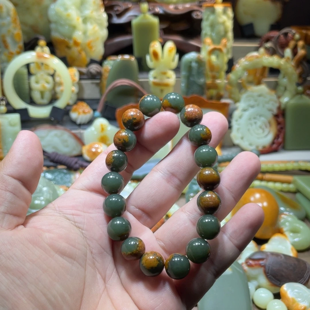 透闪石质玉未镶嵌珠宝奇石