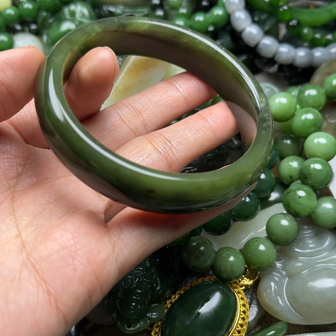 和田玉（碧玉）未镶嵌手镯60➕
