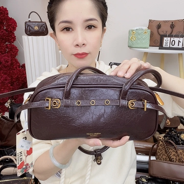 蚕丝小牛剖层皮革PU