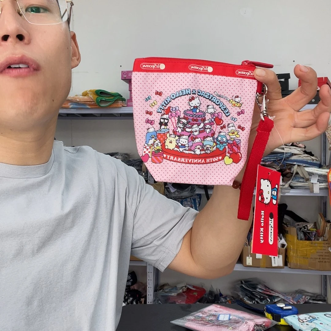 PU化妆包等产品和产品