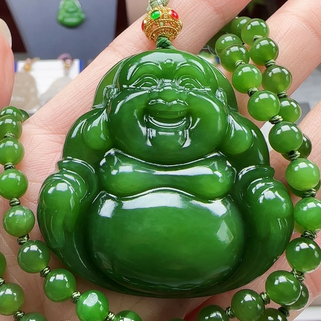 和田玉足金镶嵌颈饰