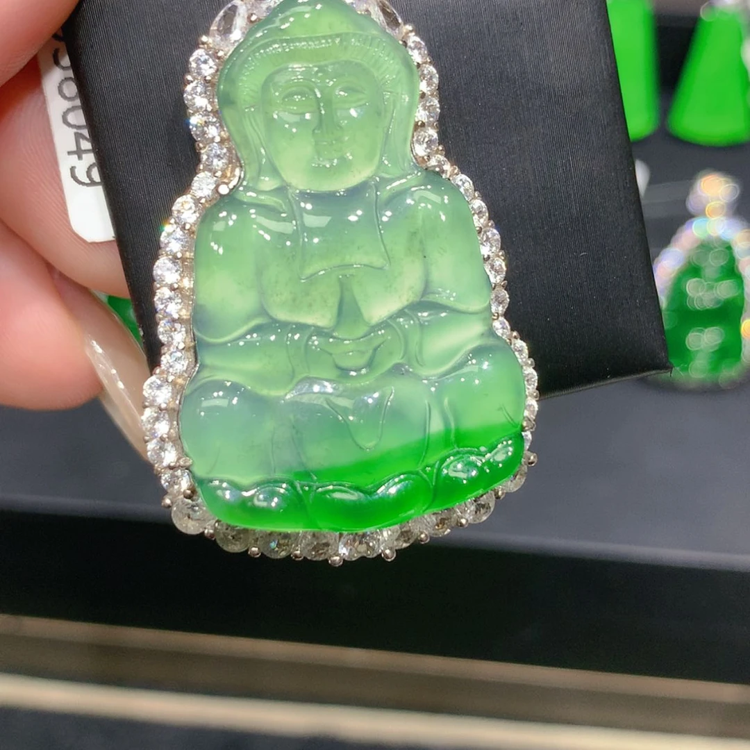 【闪购商品】颈饰银S925镶嵌翡翠柒姐