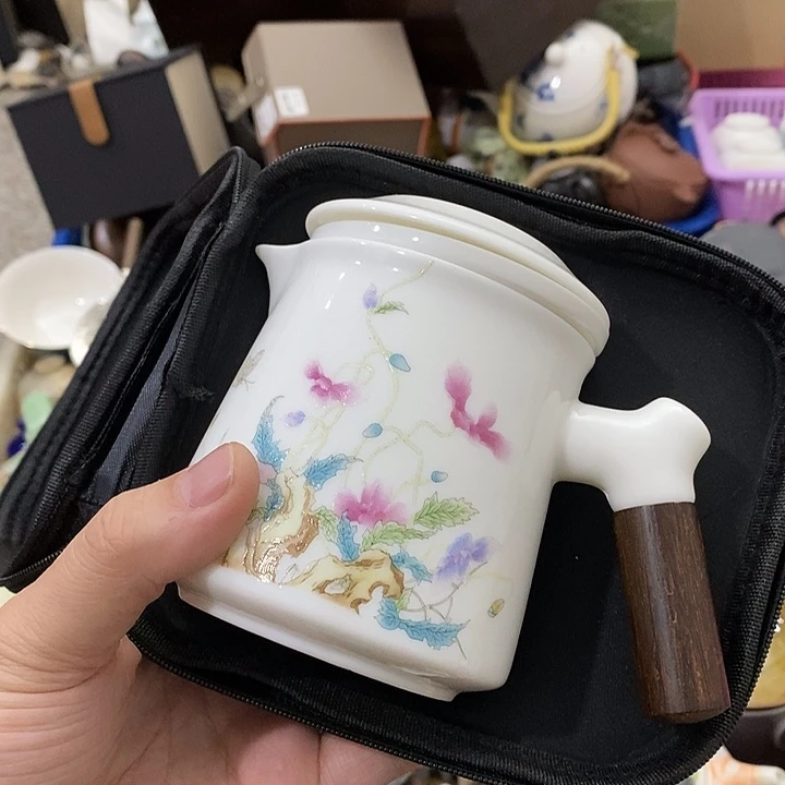 陶瓷艺术品及陶瓷制品