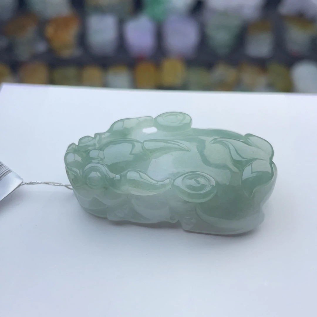 翡翠颈饰未镶嵌貔貅