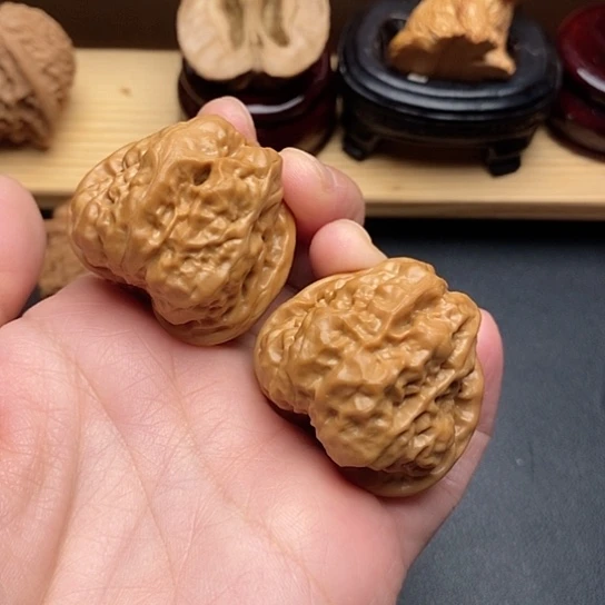 把件文玩核桃37.5蛤蟆头