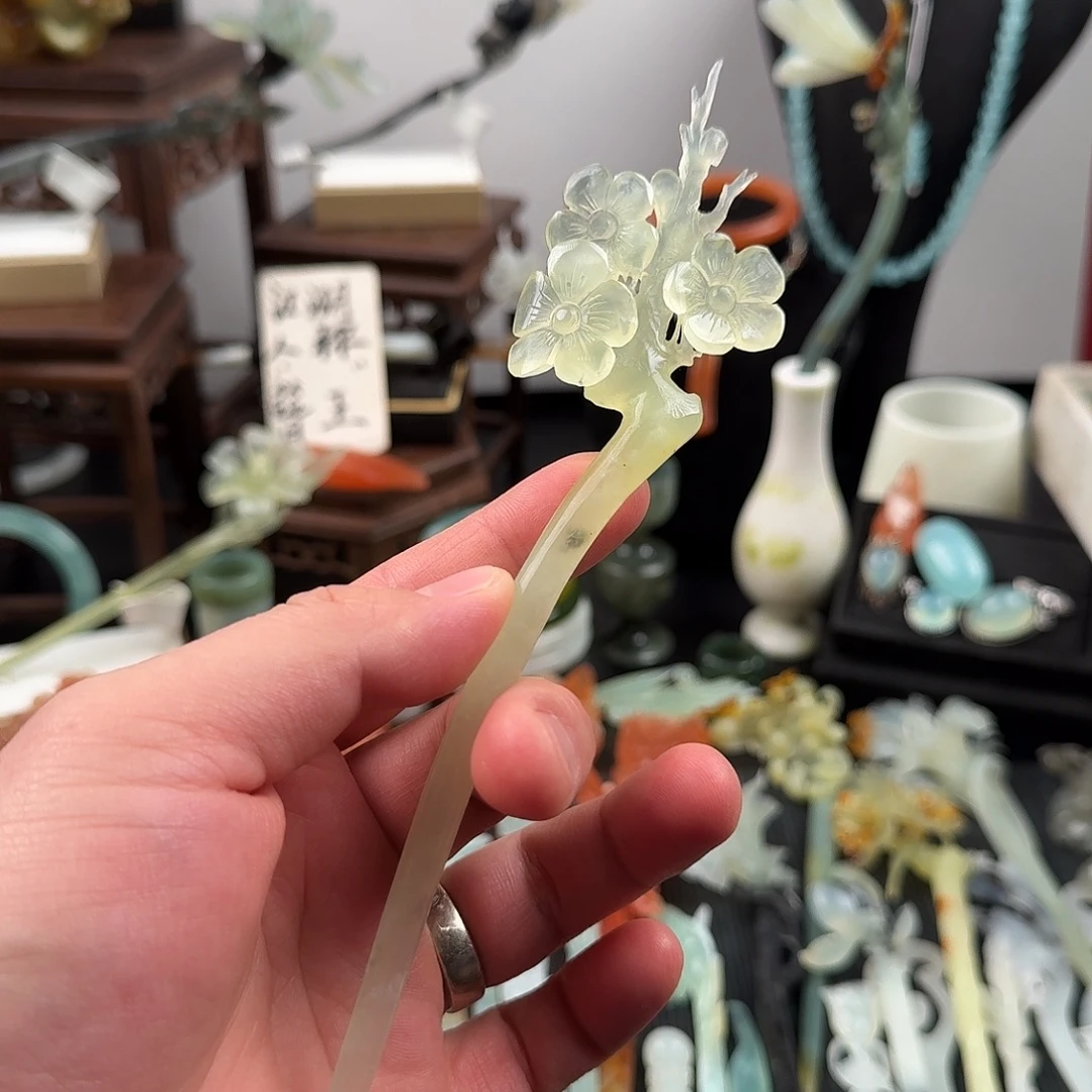 蛇纹石玉未镶嵌发饰