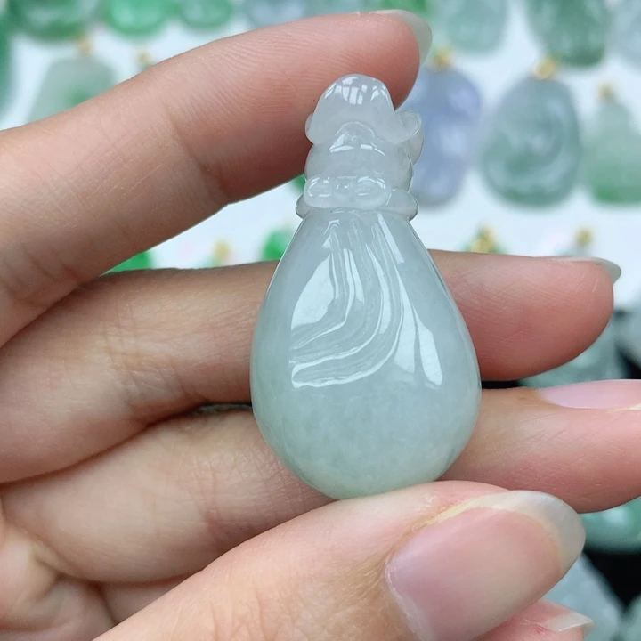 翡翠颈饰未镶嵌天然翡翠a货