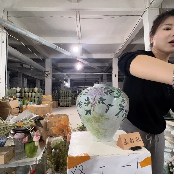 景德镇陶瓷花瓶厂家