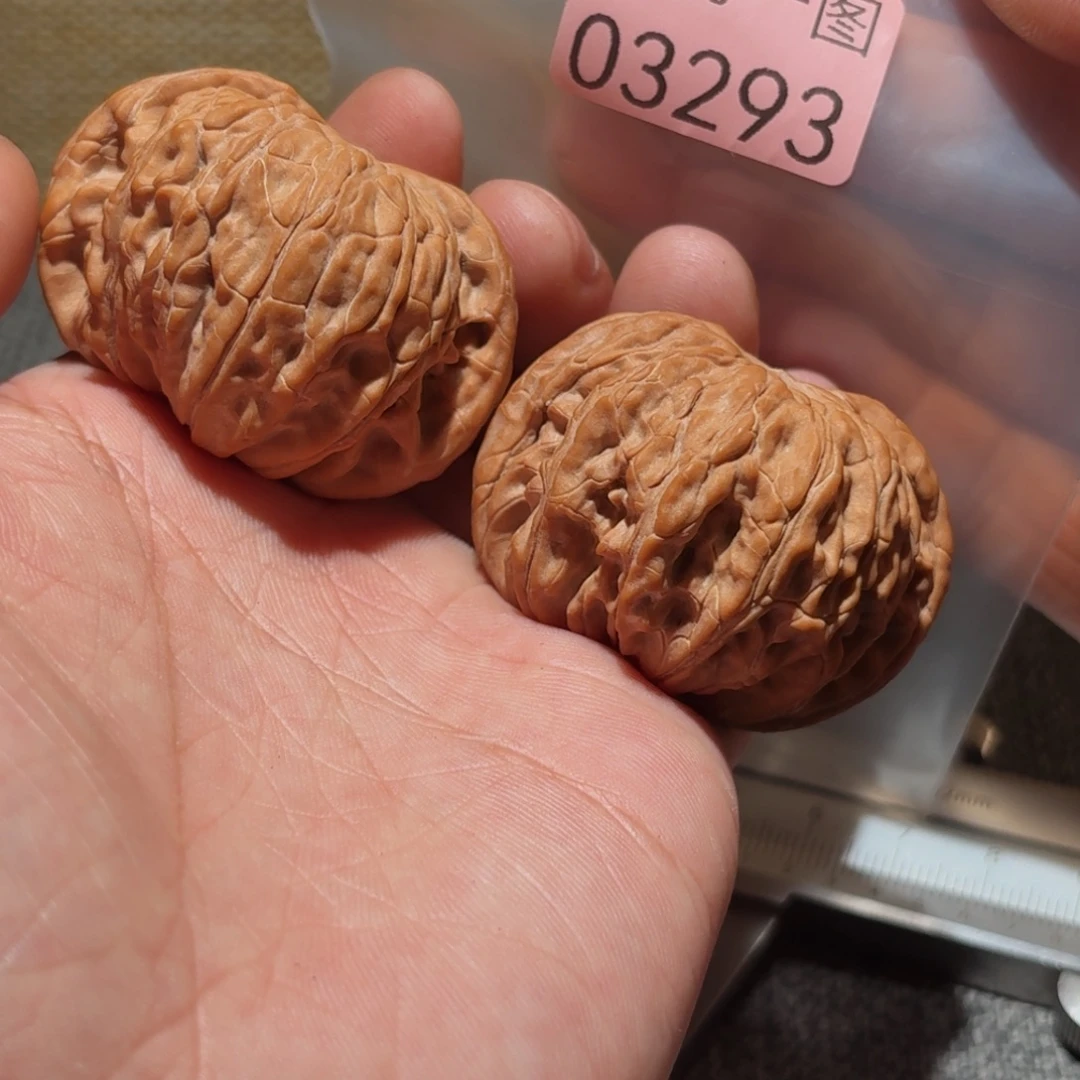 文玩核桃把件磨盘