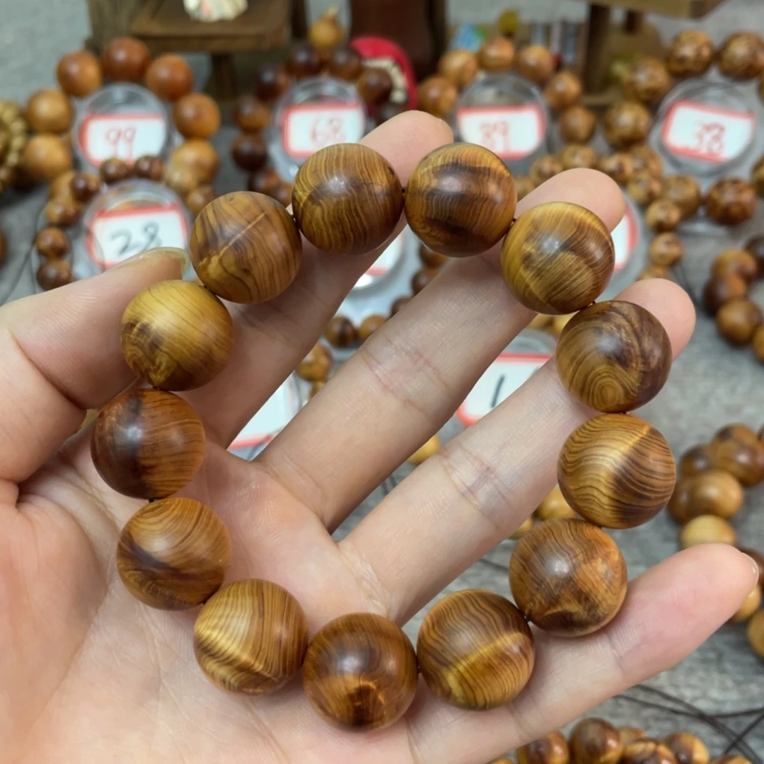 柏木（崖柏）1.8黑油闪电龙胆