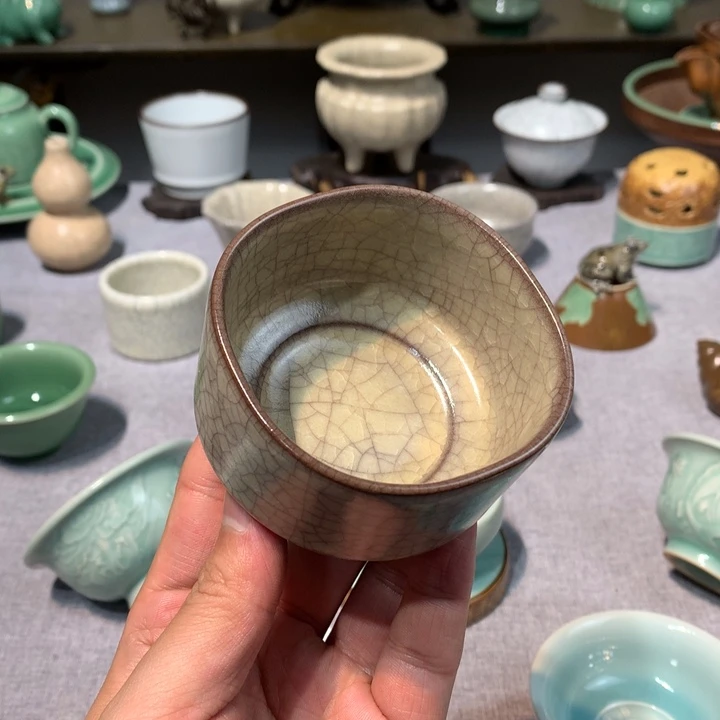 龙泉青瓷哥窑天方地圆