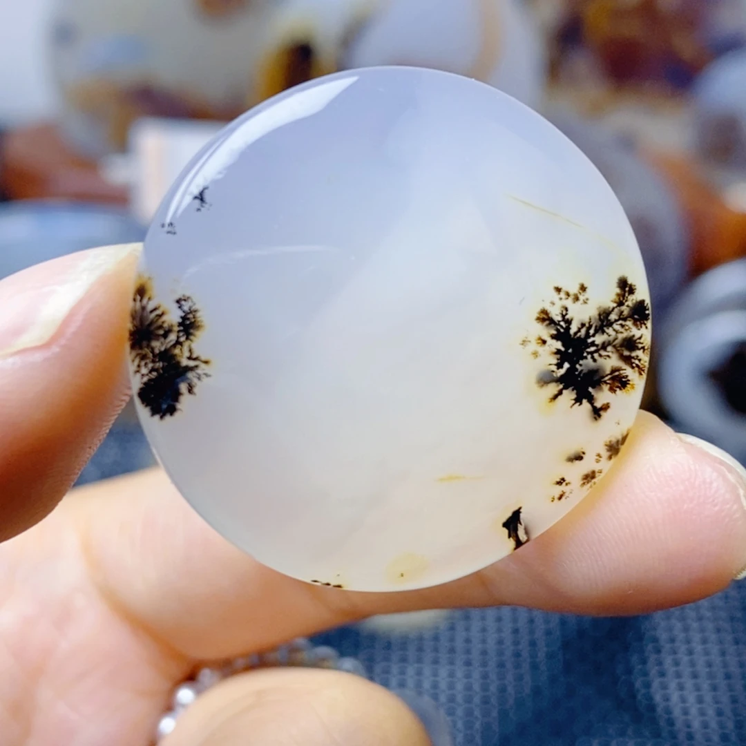 玛瑙/玉髓未镶嵌珠宝奇石