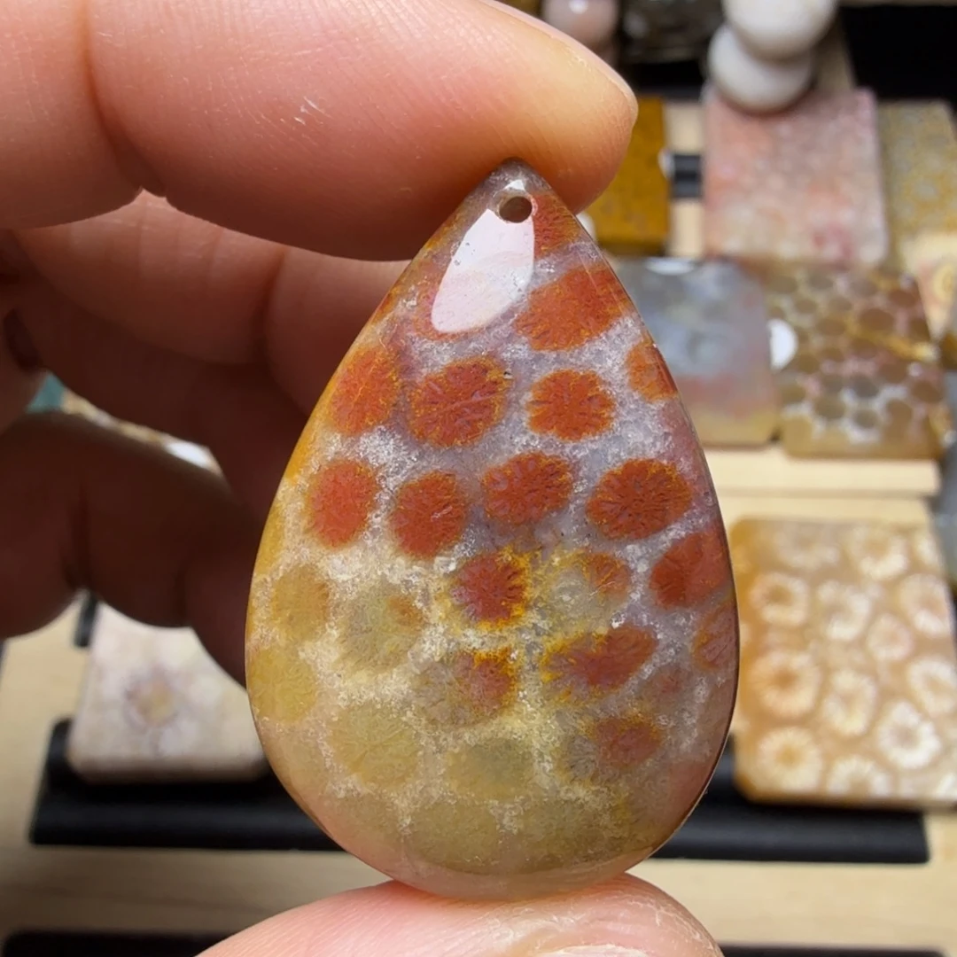 硅化玉未镶嵌纯天然色有机玉石保真色