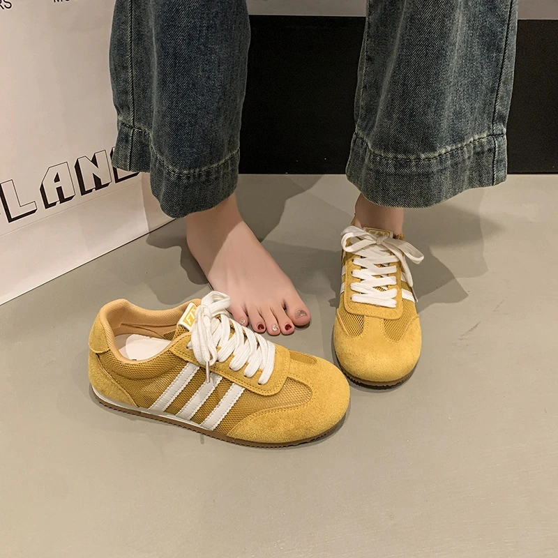 女春夏季新款多巴胺复古百搭休闲爆款运动板鞋平底阿甘鞋女款